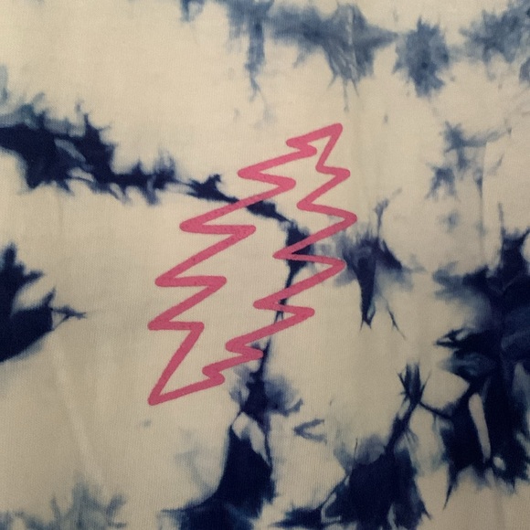 Teton Gravity Research Tie Dye t shirt with Dead details - Picture 3 of 6